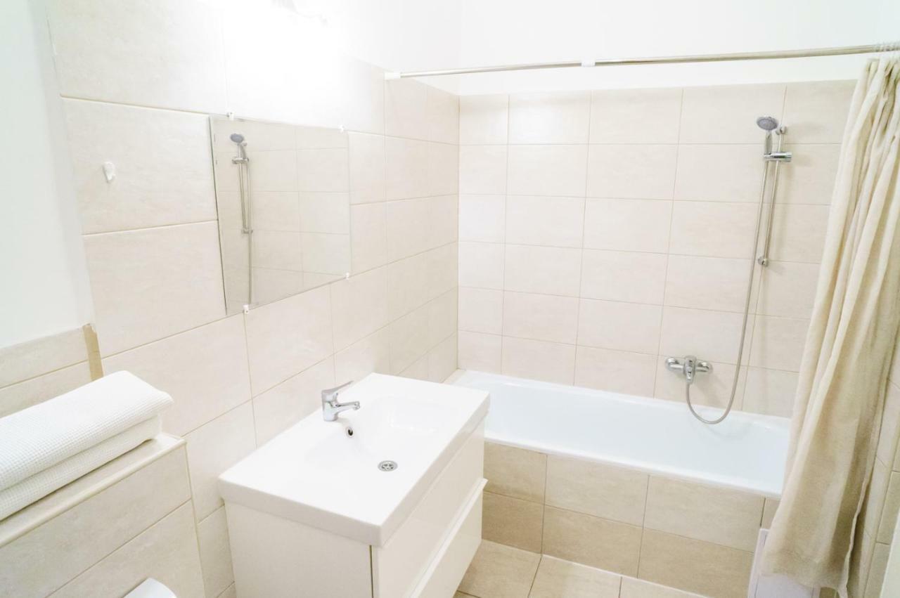 Budapest Kingdom Apartment Central & Car Parking On-Site & Aircon & Quiet & Family Friendly Esterno foto