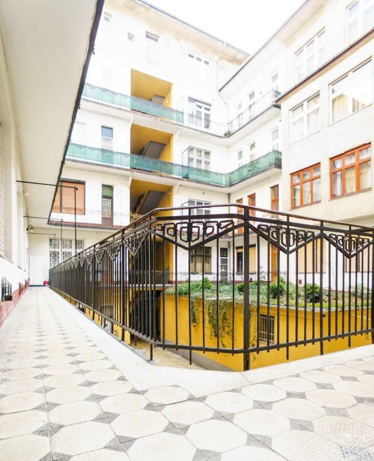 Budapest Kingdom Apartment Central & Car Parking On-Site & Aircon & Quiet & Family Friendly Esterno foto