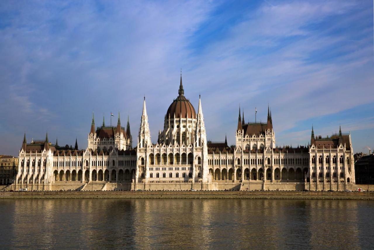 Budapest Kingdom Apartment Central & Car Parking On-Site & Aircon & Quiet & Family Friendly Esterno foto