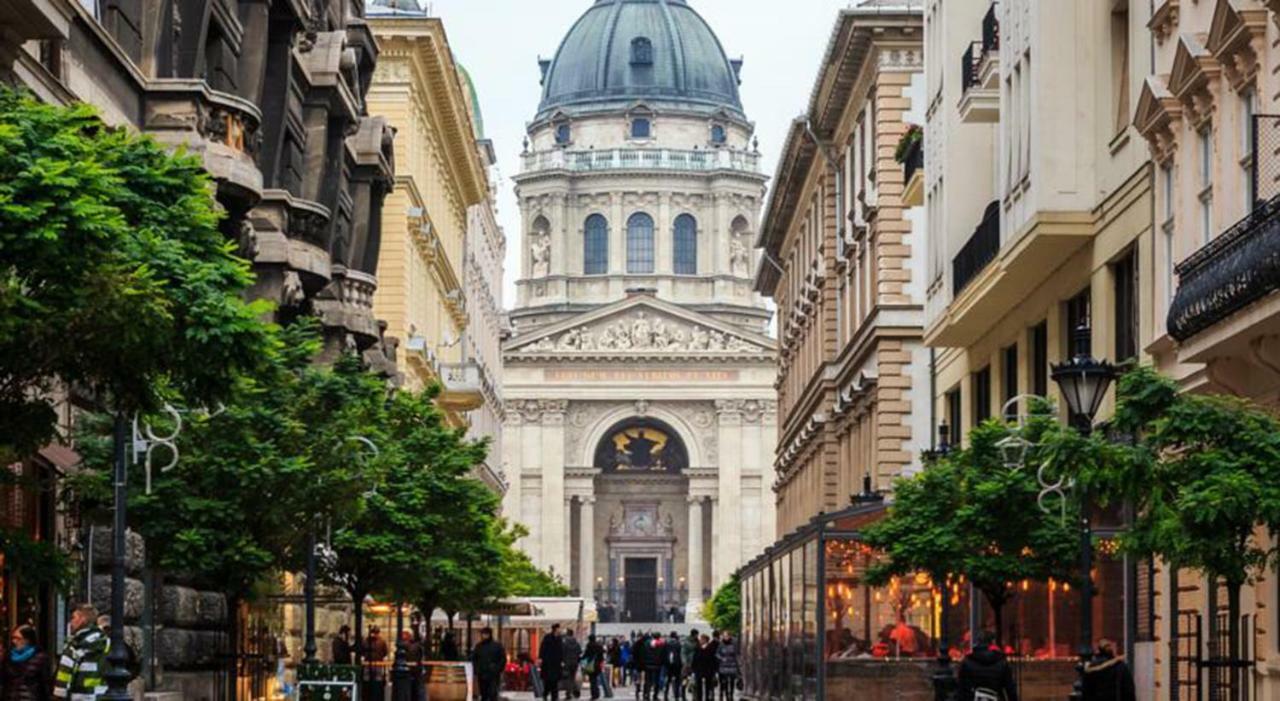 Budapest Kingdom Apartment Central & Car Parking On-Site & Aircon & Quiet & Family Friendly Esterno foto